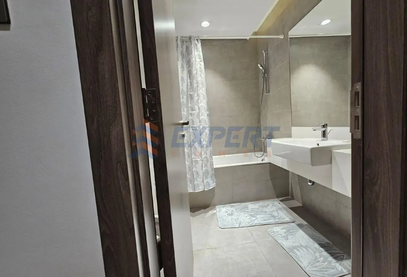 Below OP | Lagoon Facing | Furnished and Ready