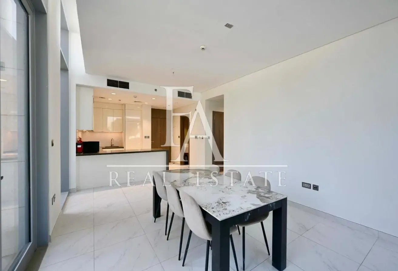 Lagoon Front | Unfurnished | Vacant