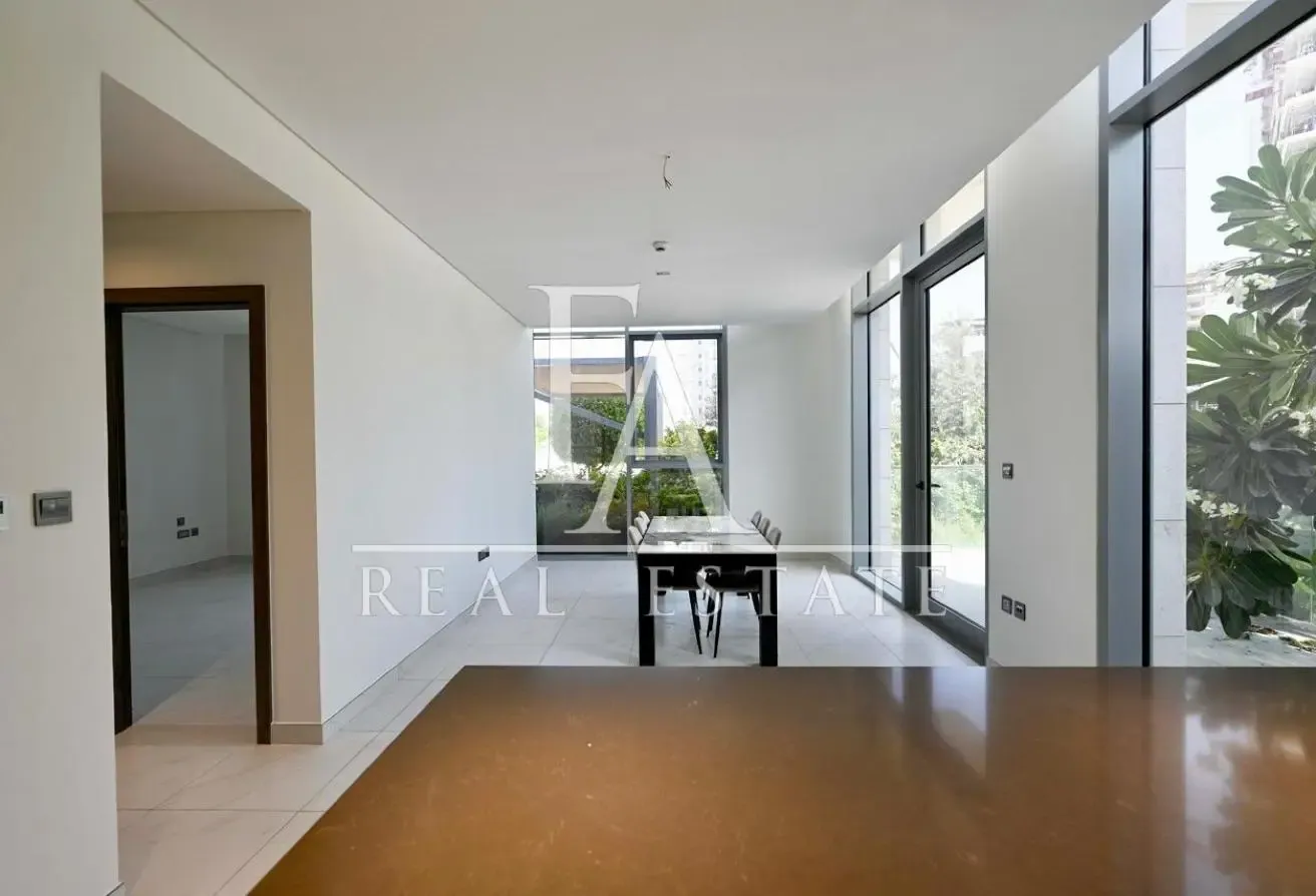 Lagoon Front | Unfurnished | Vacant