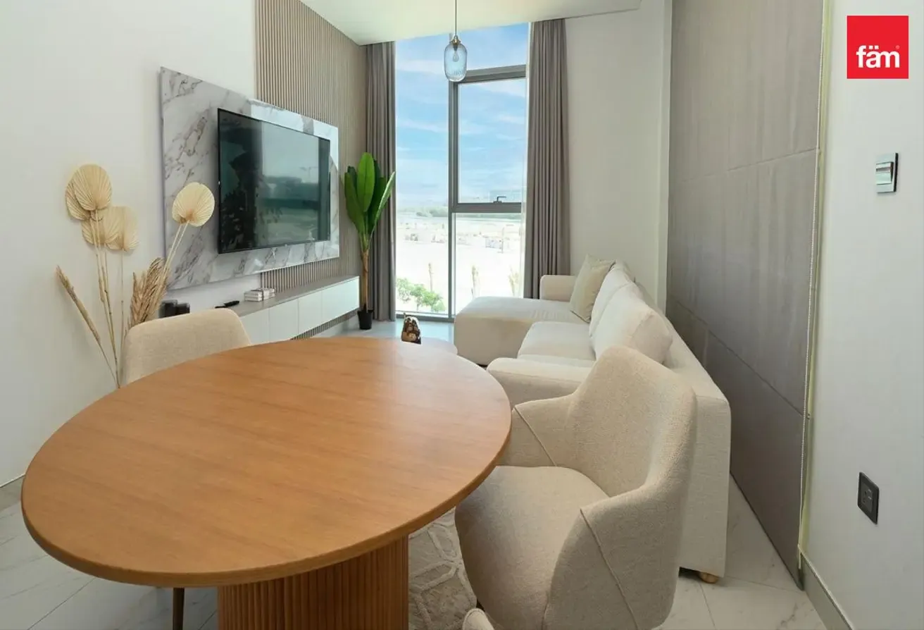 Strategic Location| Spacious| Lagoon View