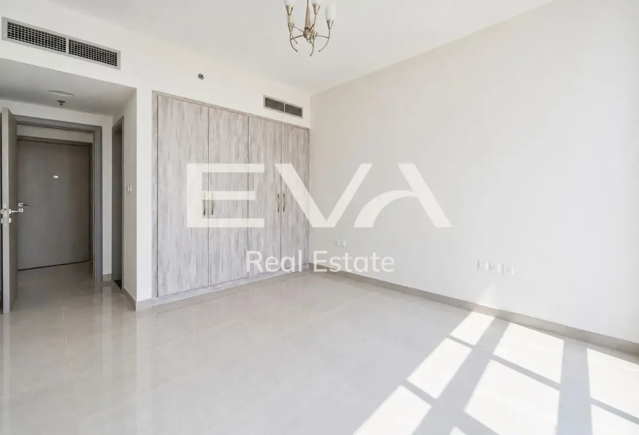 UNFURNISHED | BRAND NEW | VACANT