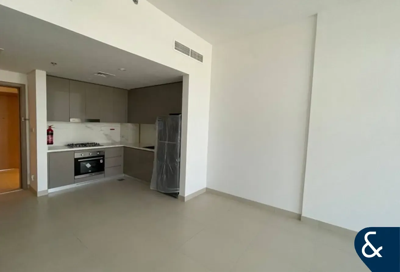 Vacant On Transfer | Burj Views | Available