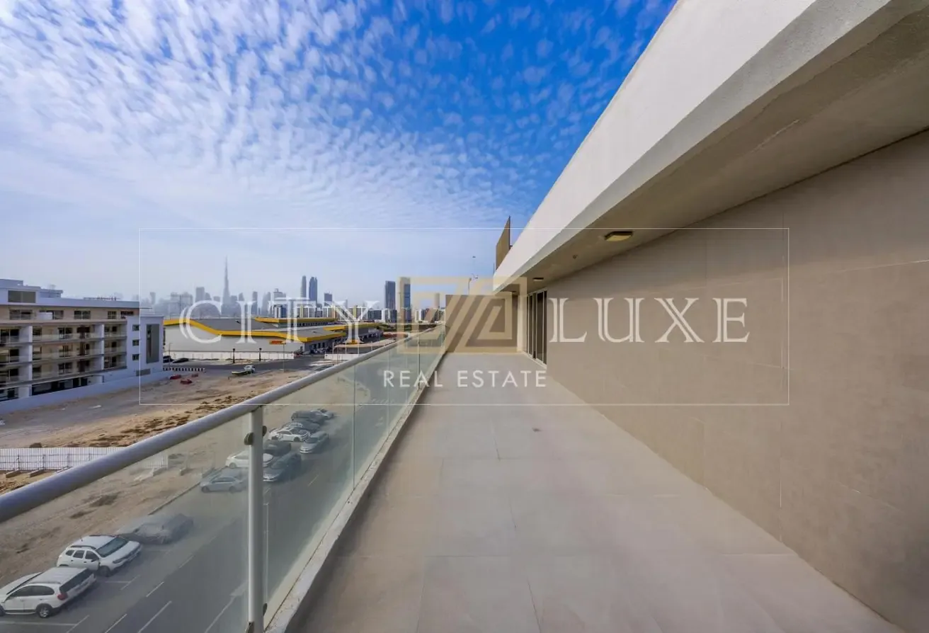 Spacious Layout | Burj Khalifa View | Huge Balcony