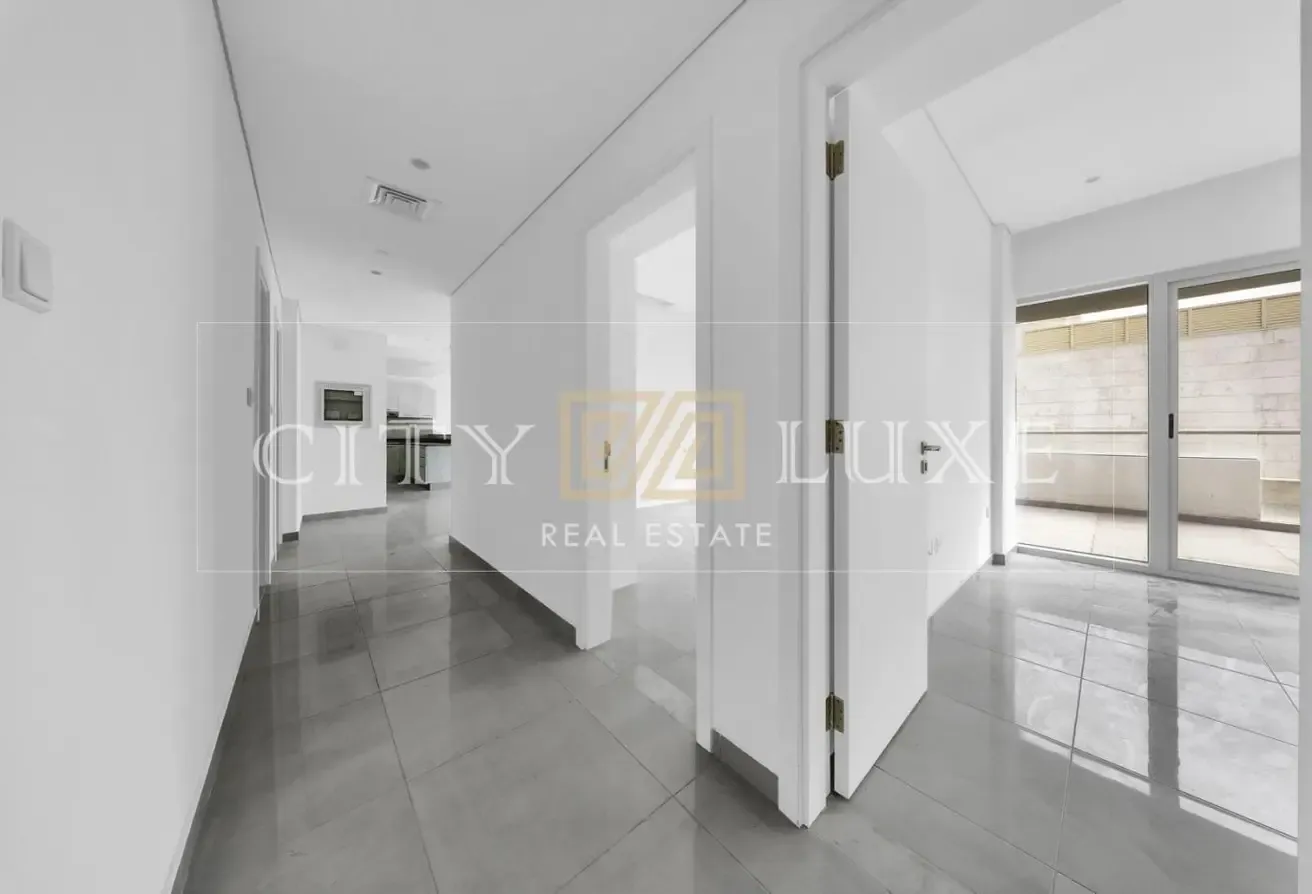 Spacious Layout | Burj Khalifa View | Huge Balcony