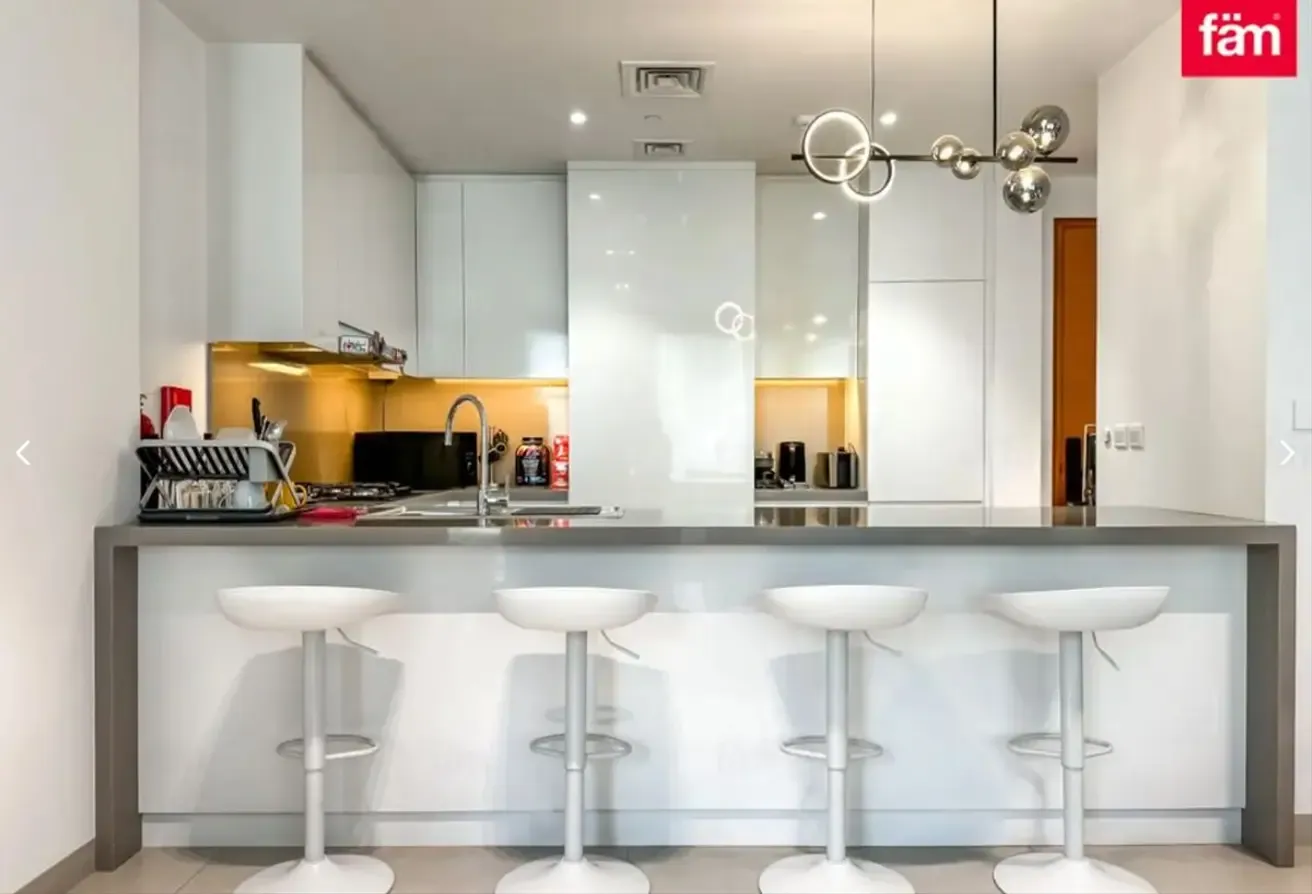 1 Bedroom Apartment | Large Layout | Bright