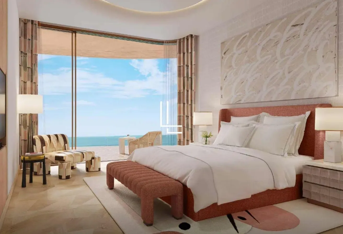 Panoramic Gulf and Skyline Views