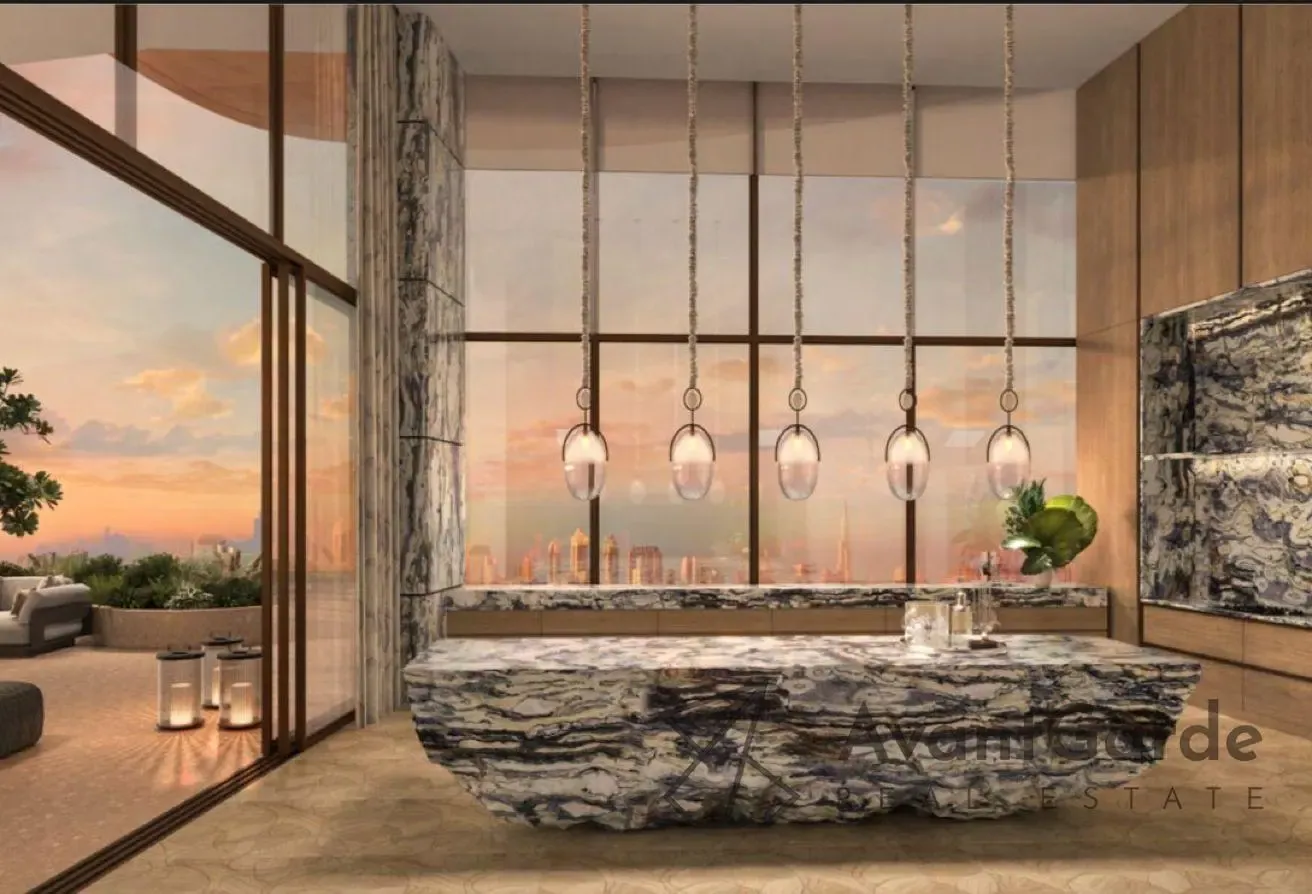 Most Luxurious 7BED Duplex Penthouse | Oceanfront