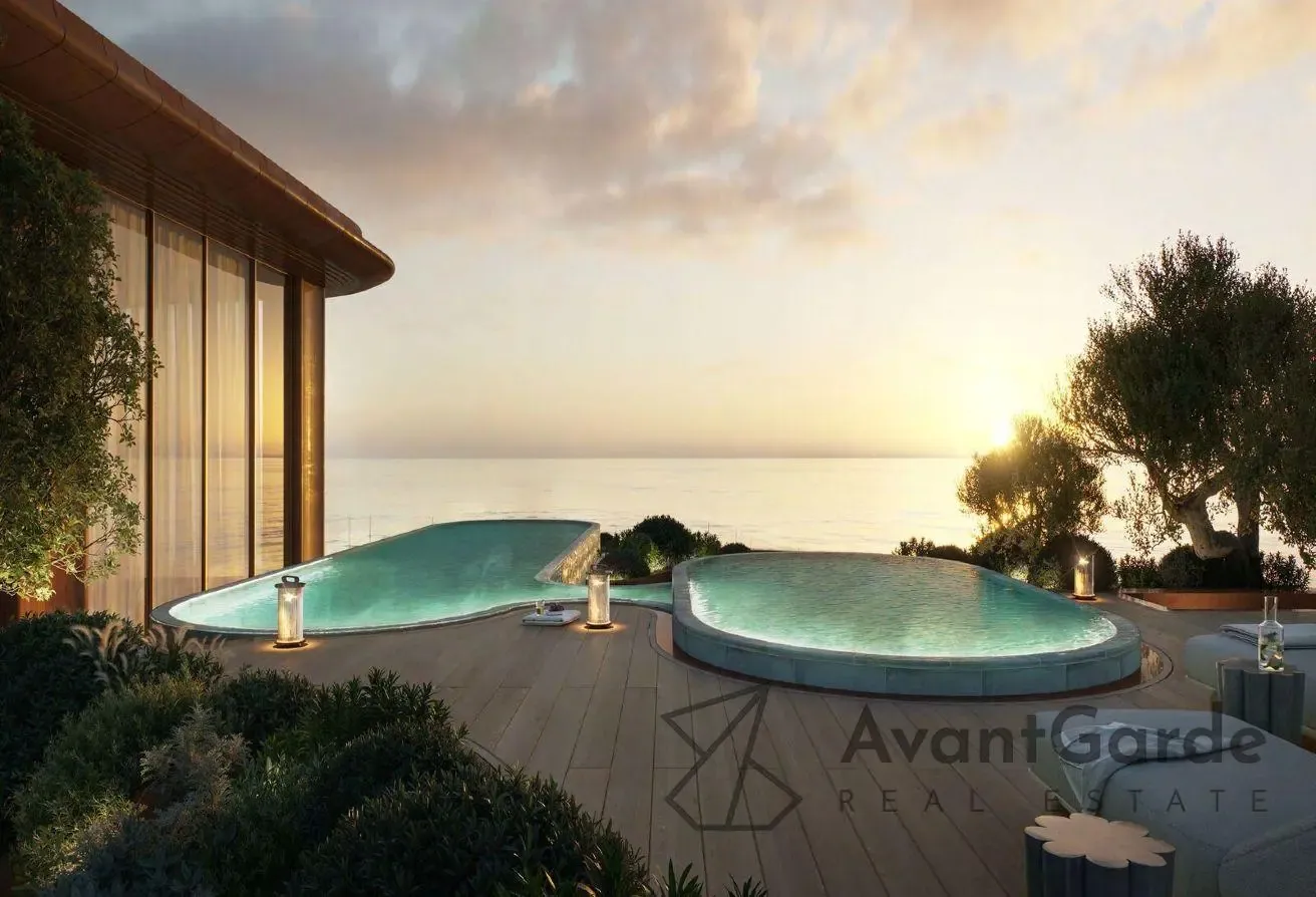 Most Luxurious 7BED Duplex Penthouse | Oceanfront
