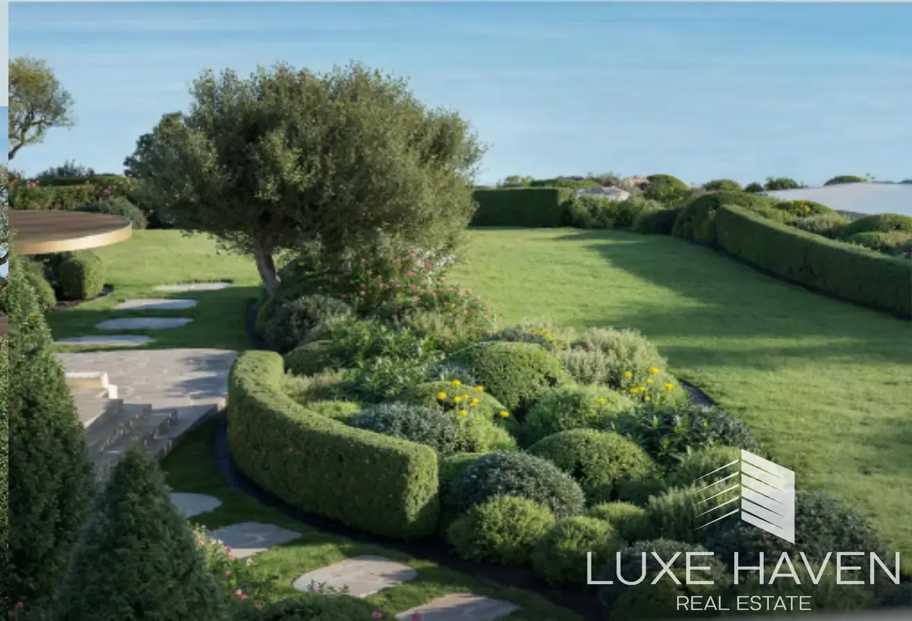 Top-Tier Luxury |Massive 7 BR |Panoramic Ocean View
