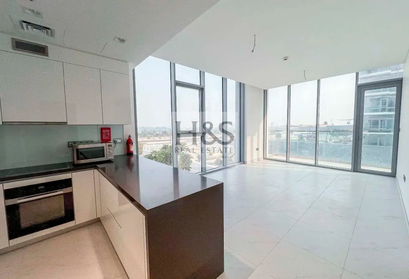Lagoon View | Furnished | Vacant on transfer