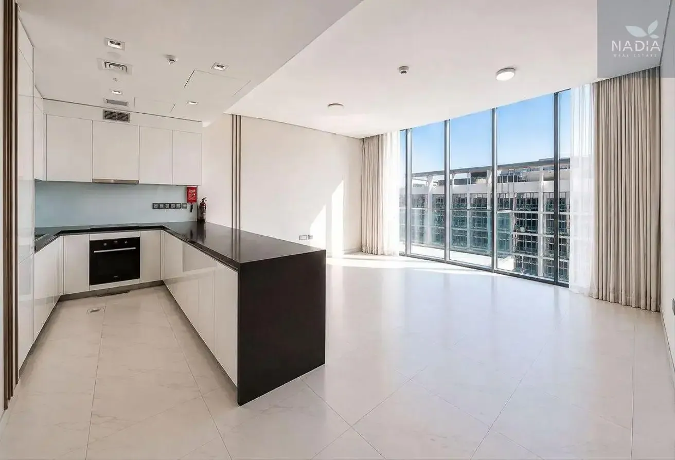 Lagoon View | High Floor | Renovated