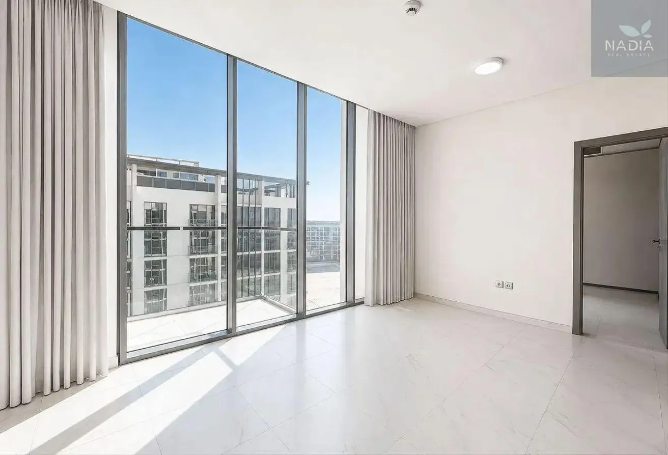 Lagoon View | High Floor | Renovated