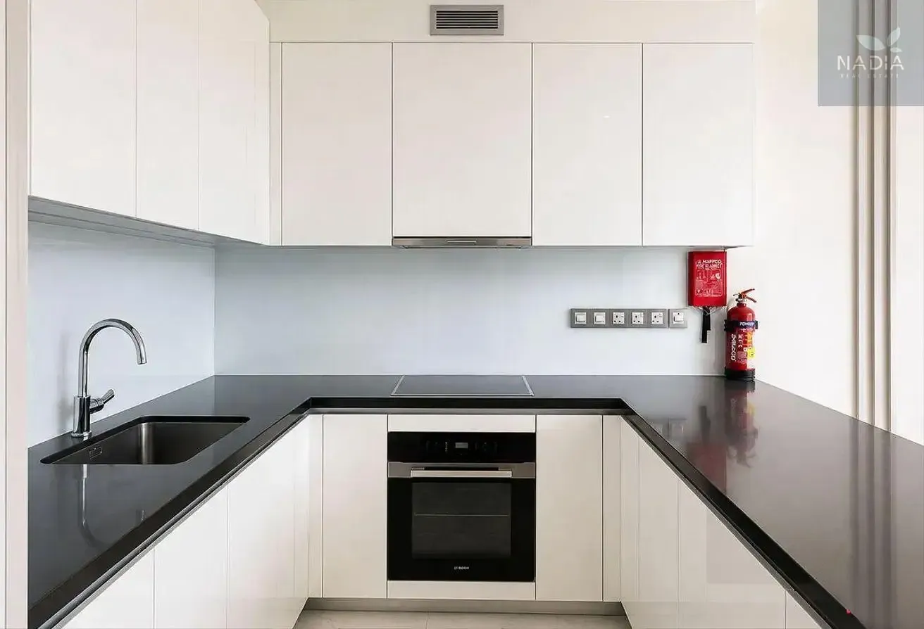Lagoon View | High Floor | Renovated