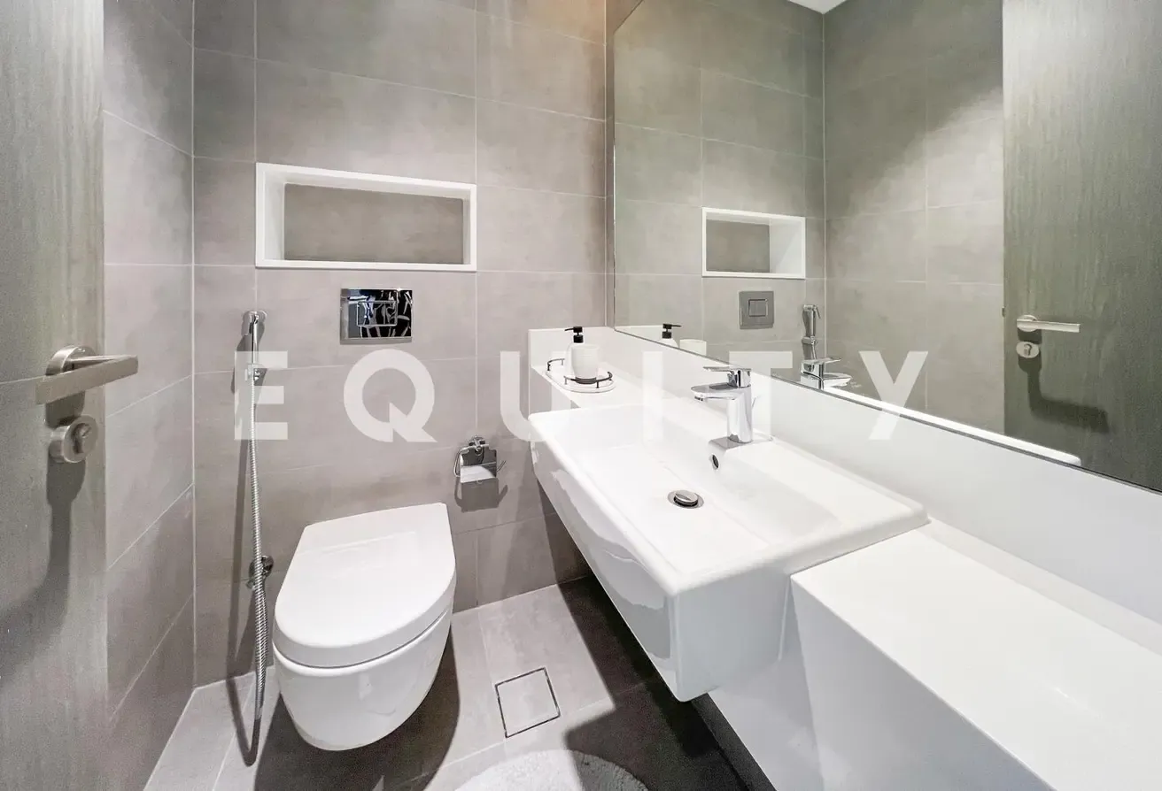 Lagoon Views | One Bedroom Unit | District One