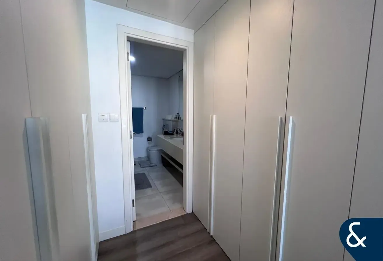 LARGE LAYOUT 1 BED | TENANTED | CALL TO VIEW