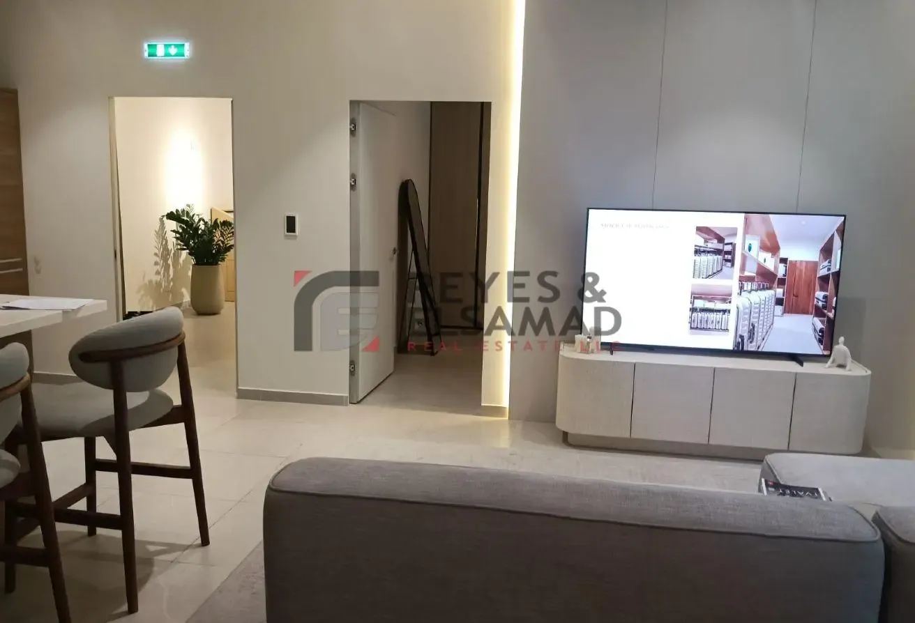 Smart Home I Ready Soon I Modern Design
