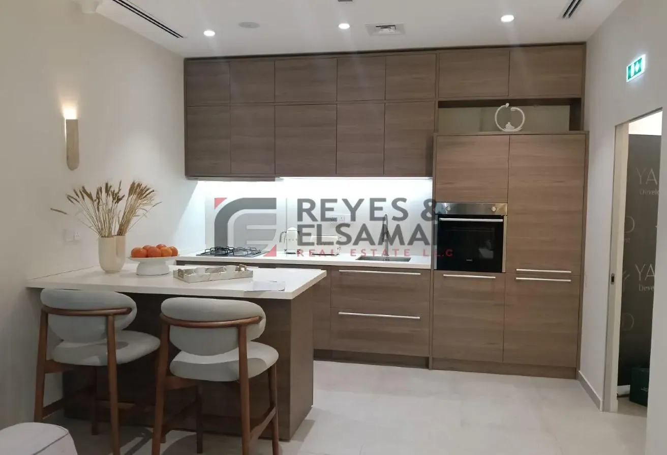 Smart Home I Ready Soon I Modern Design