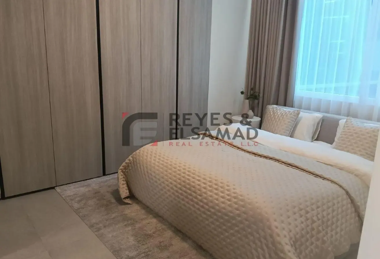 Smart Home I Ready Soon I Modern Design
