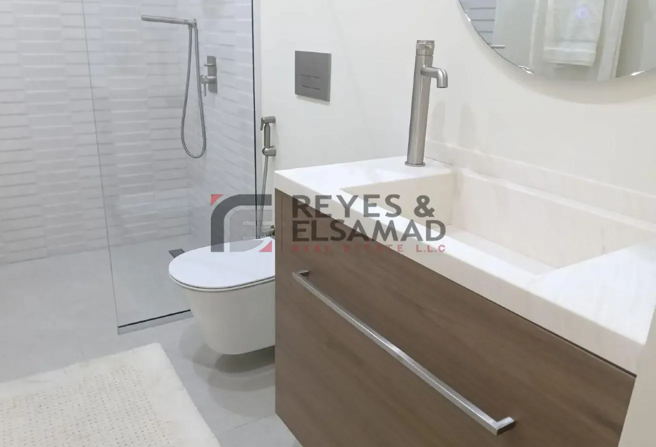 Smart Home I Ready Soon I Modern Design