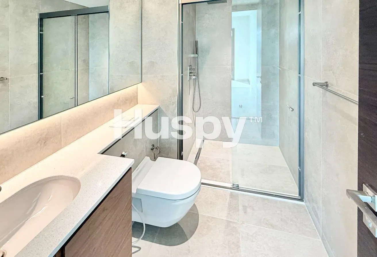 Vacant | Spacious Layout | High Floor
