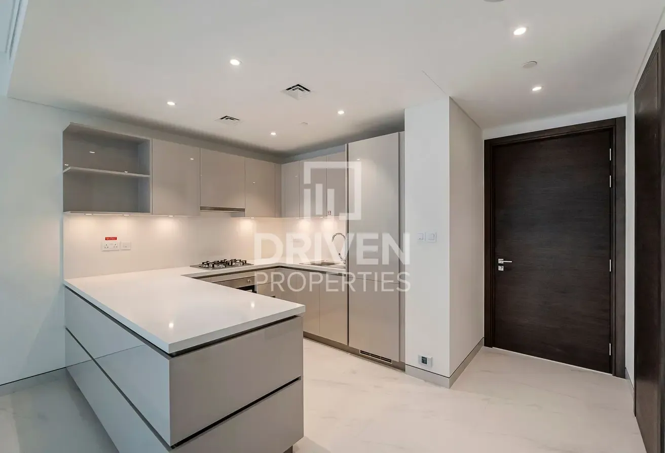 Burj Khalifa View | Rare Layout | Tenanted