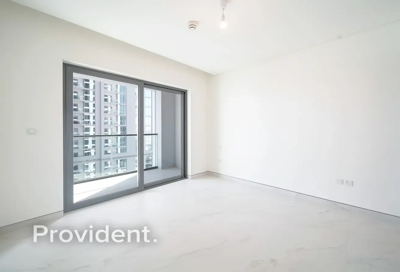 Mid Floor | Creek View | Tenanted