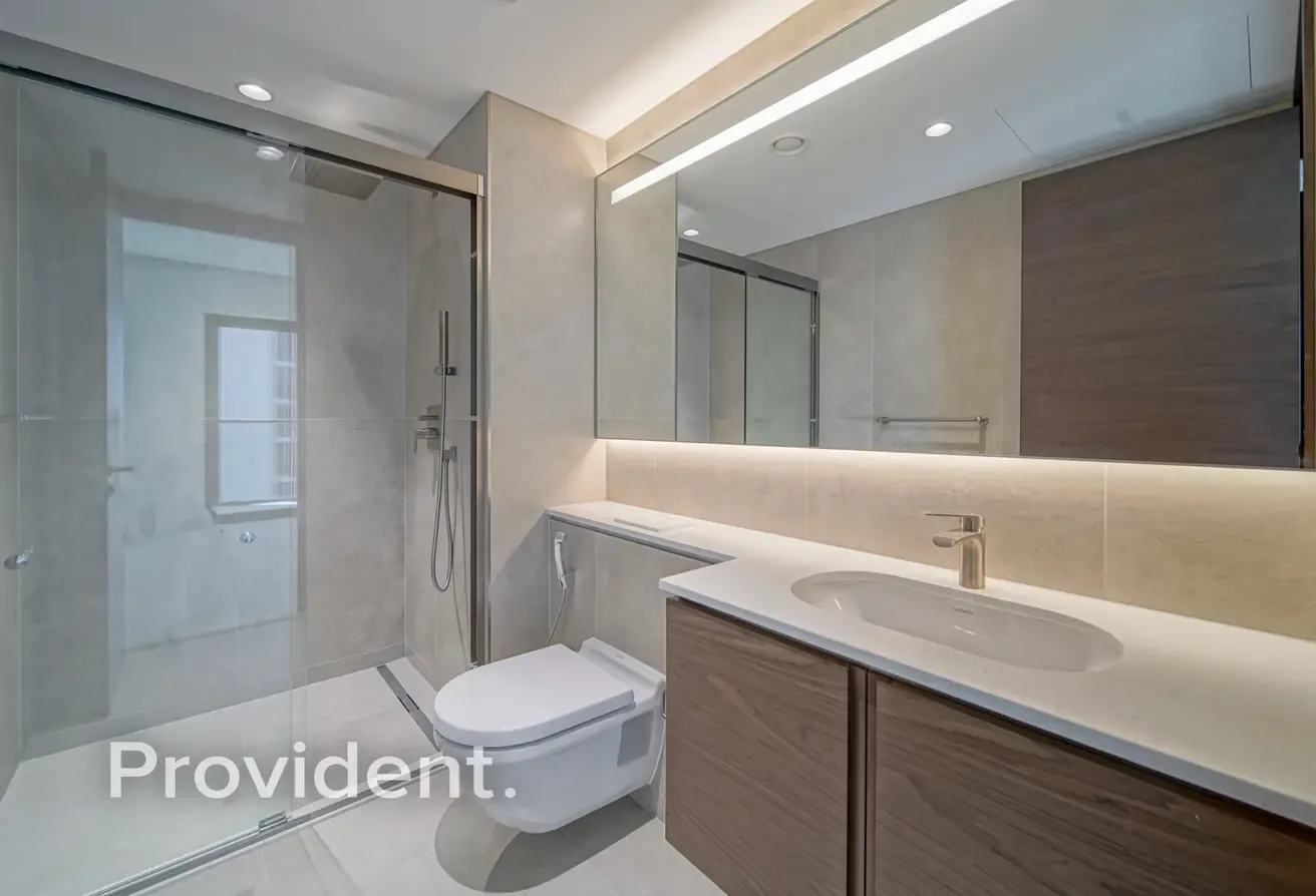 Mid Floor | Creek View | Tenanted