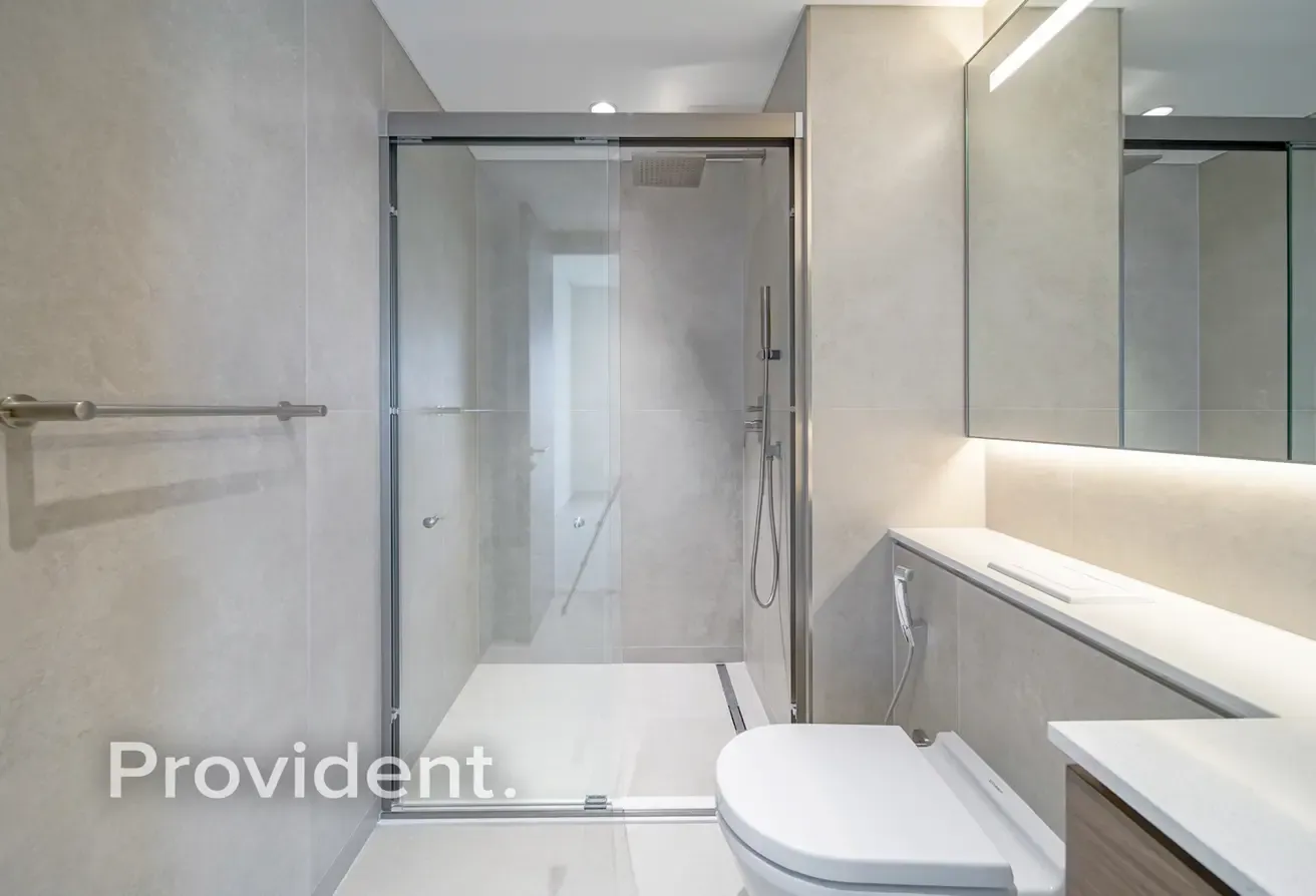Mid Floor | Creek View | Tenanted