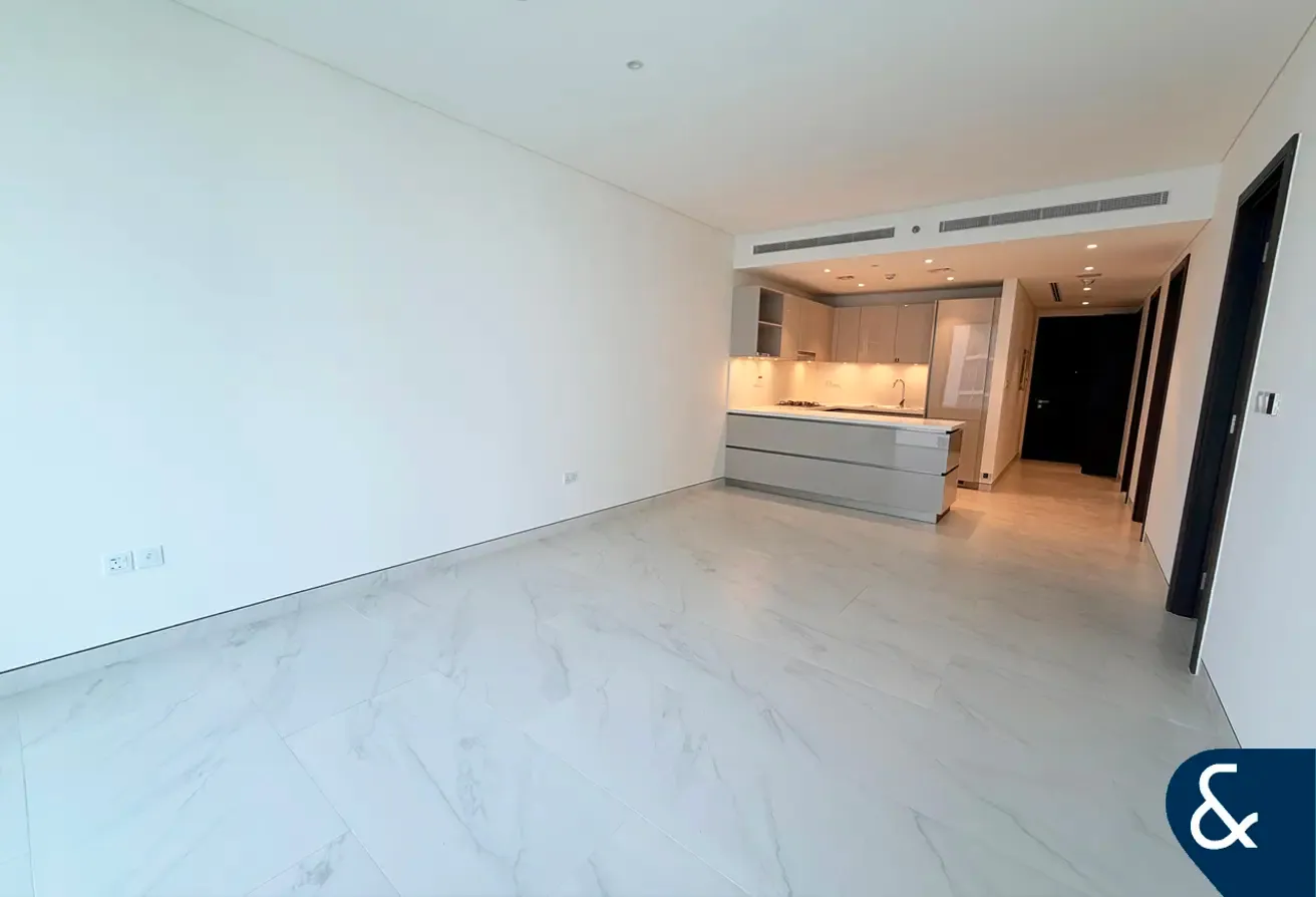 Sanctuary Views | 1+Study | Vacant