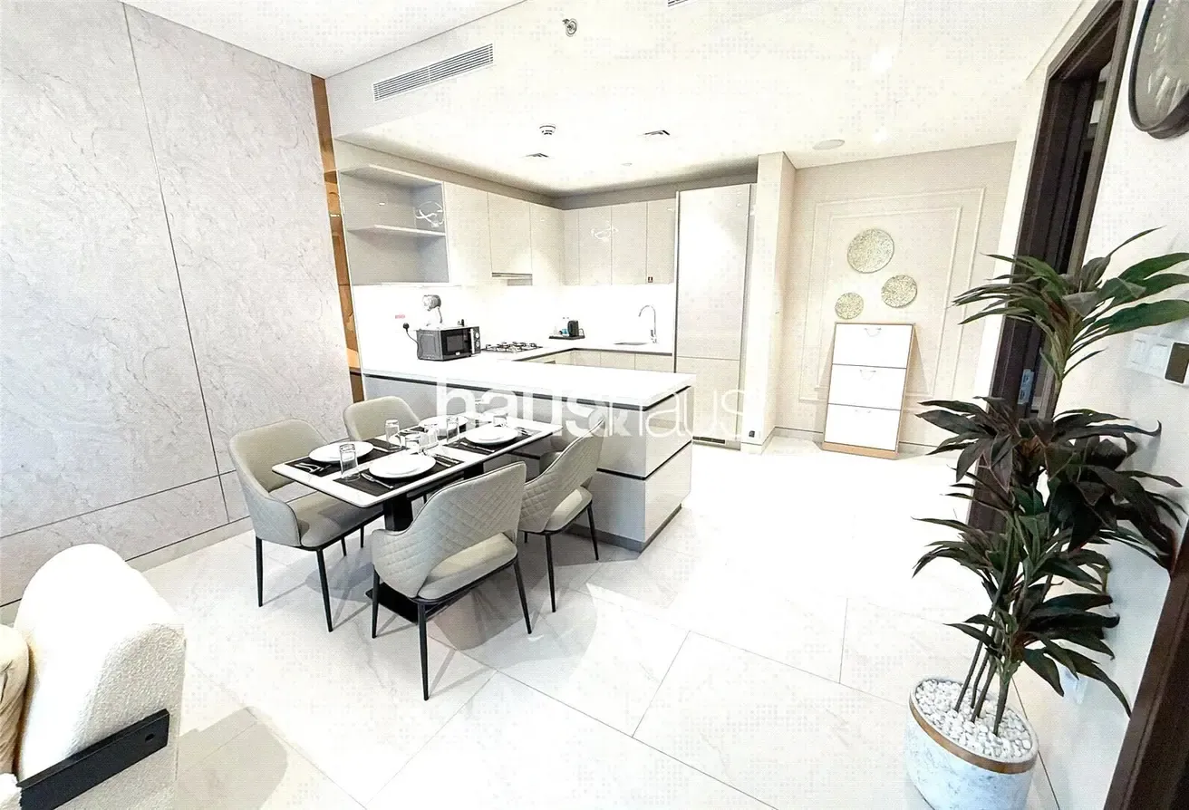Exclusive | Immaculate | High Floor
