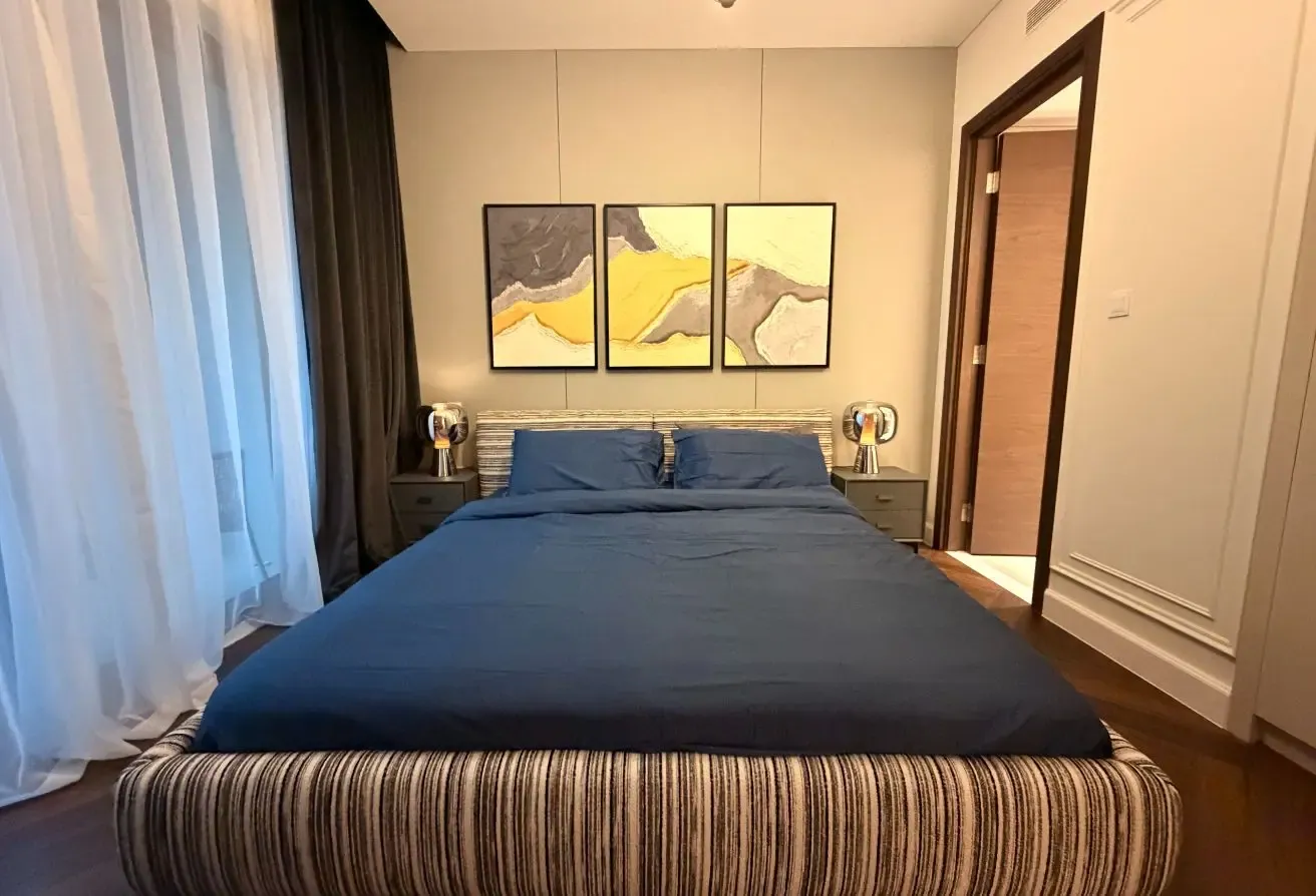 Brand new | Upgraded | Furnished | High floor