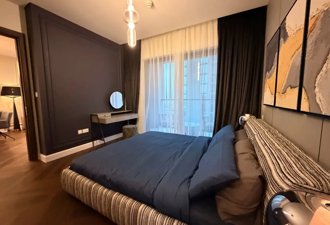 Brand new | Upgraded | Furnished | High floor