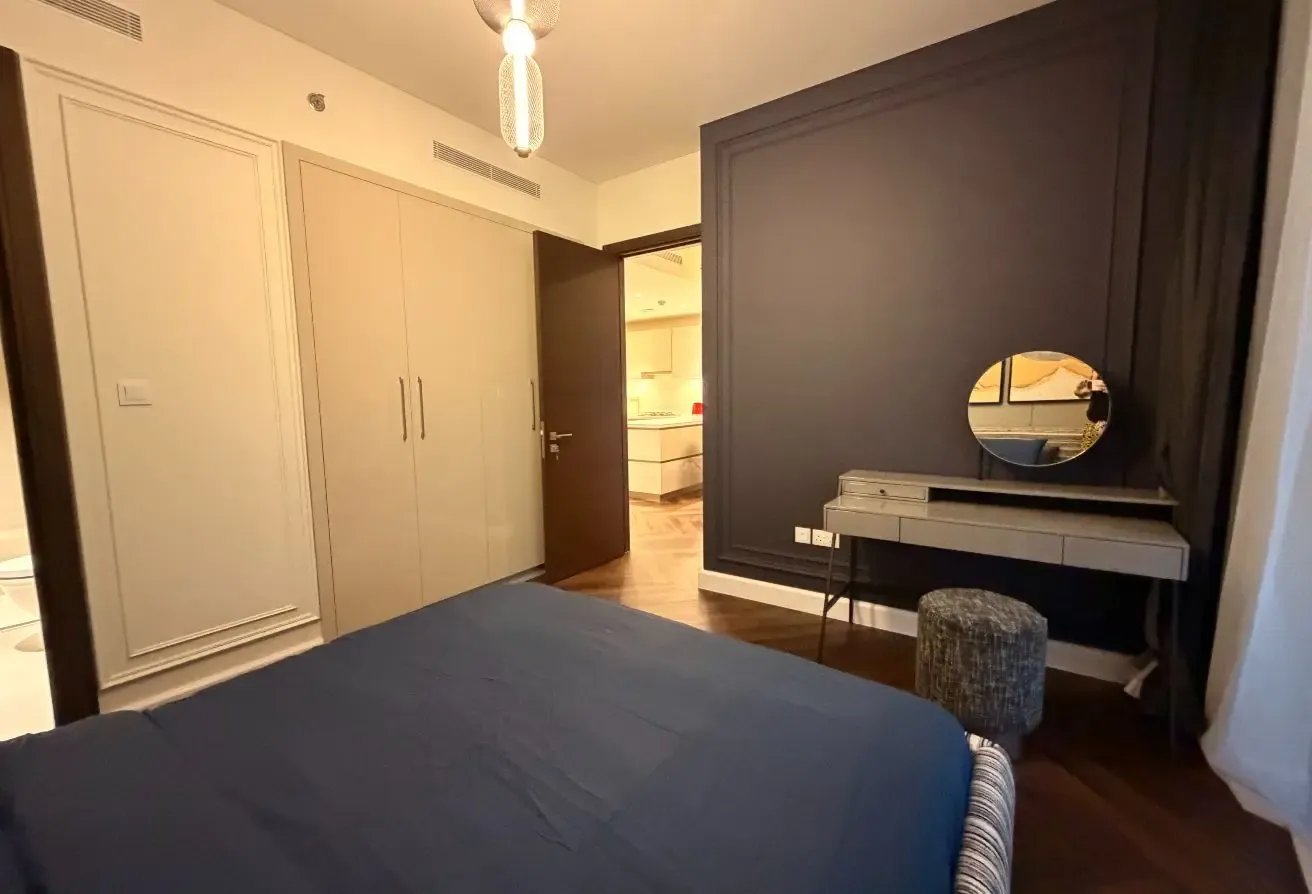 Brand new | Upgraded | Furnished | High floor
