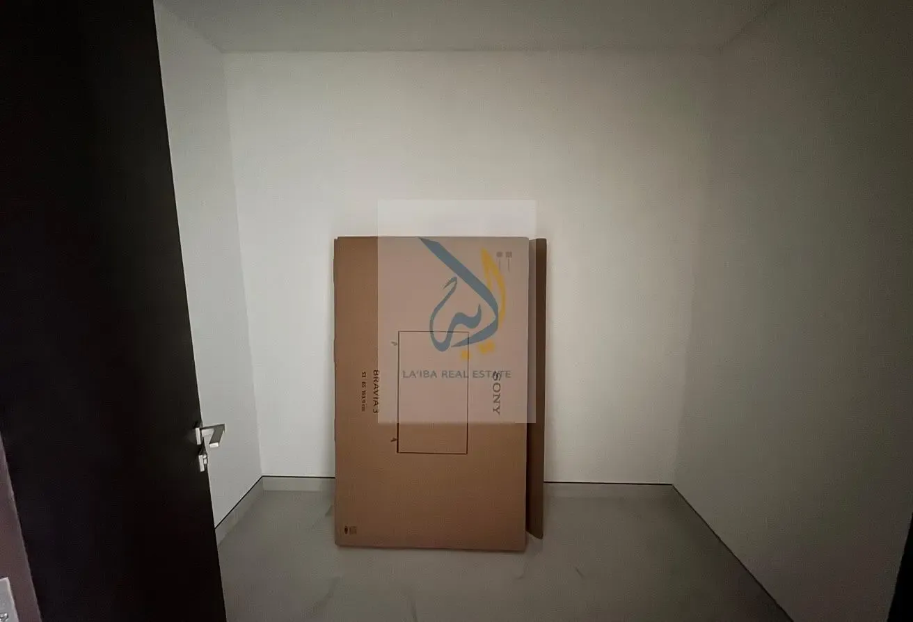 Spacious Luxury 1Bhk+ Study In Creek Vistas Grande