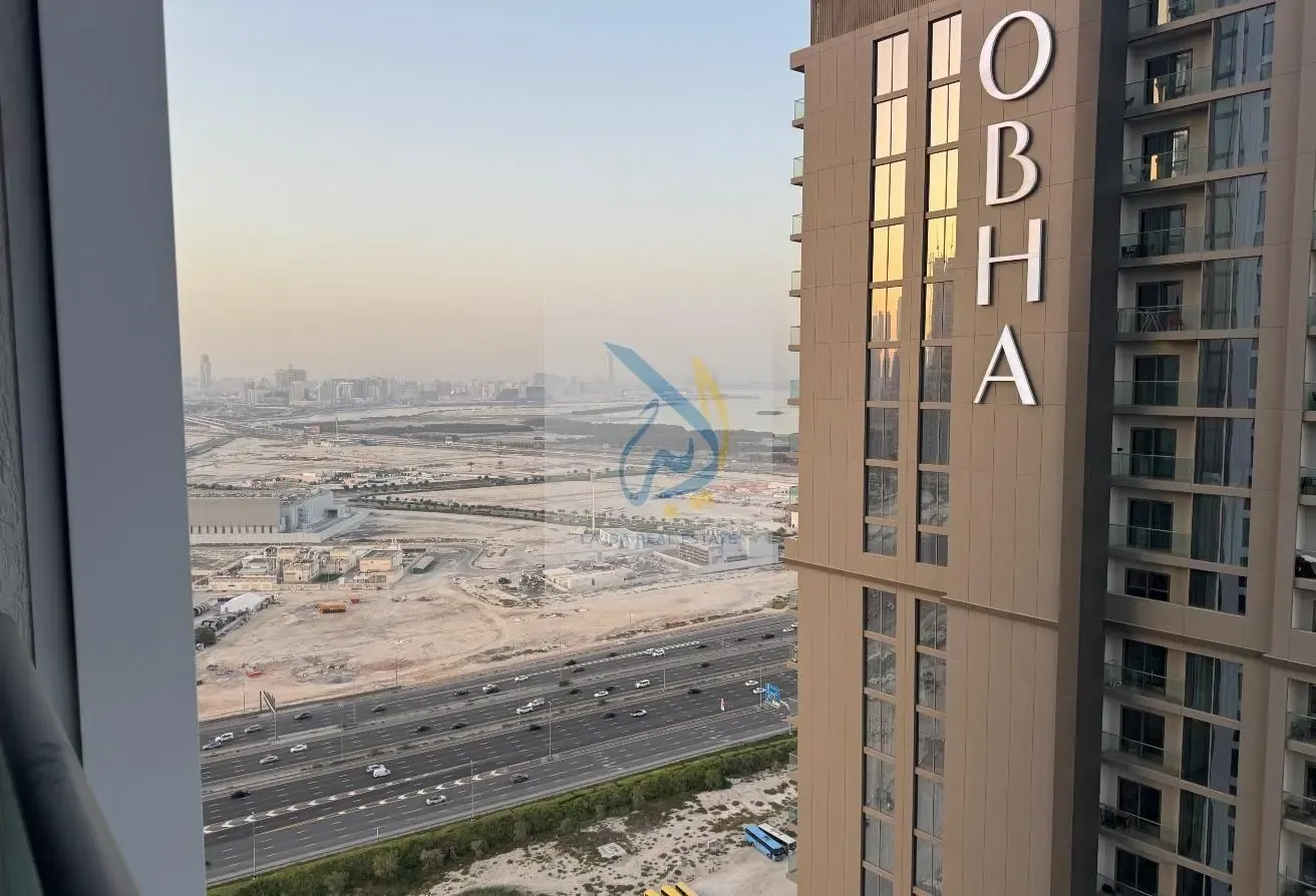 Spacious Luxury 1Bhk+ Study In Creek Vistas Grande
