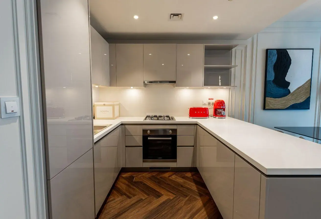 Brand new | Upgraded | Furnished | High floor
