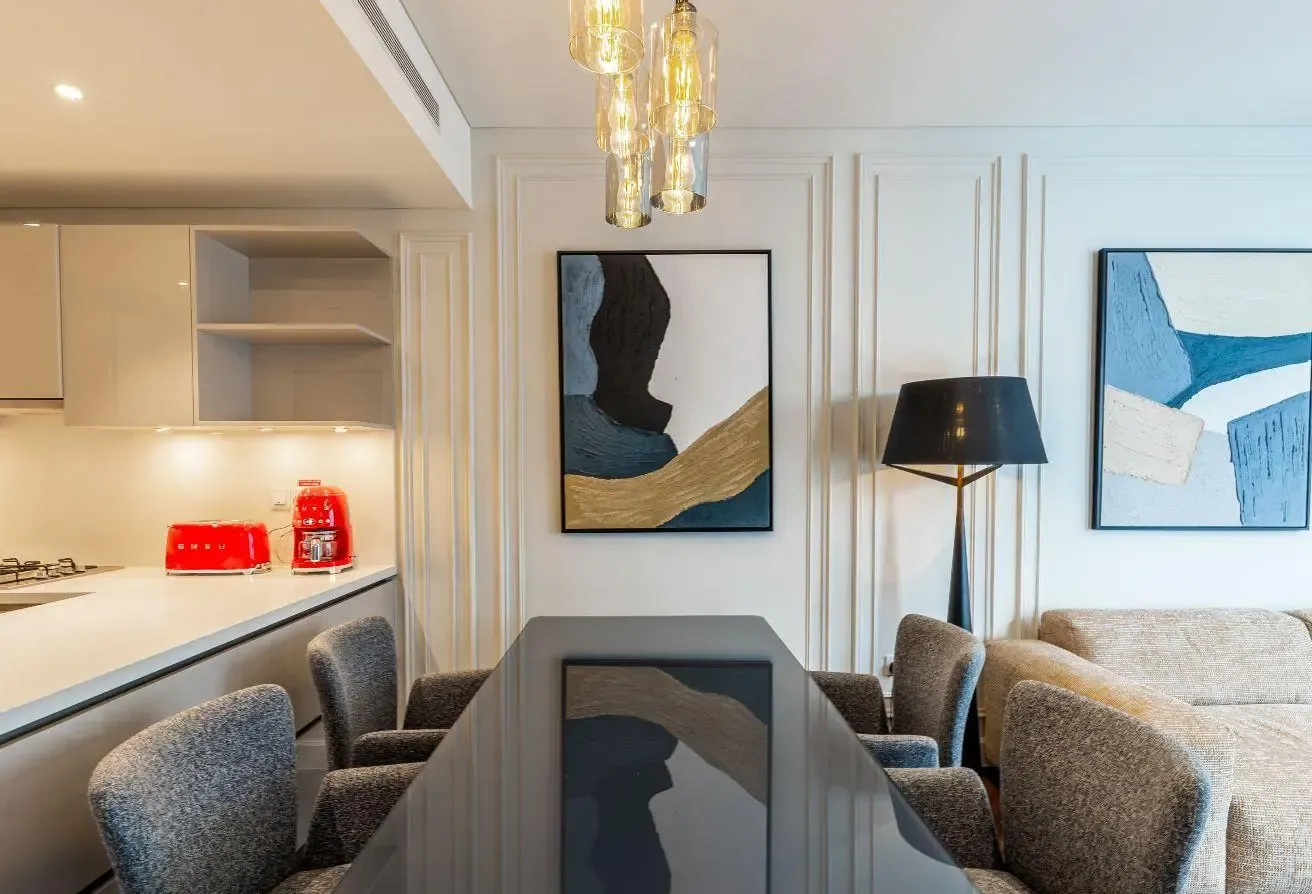 Brand new | Upgraded | Furnished | High floor