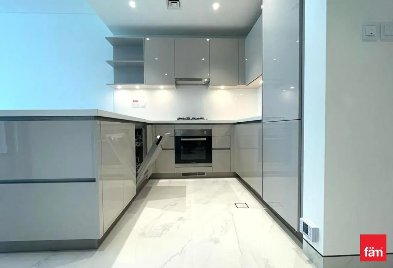 Brand New | Ras Al Khor View | Modern Amenities