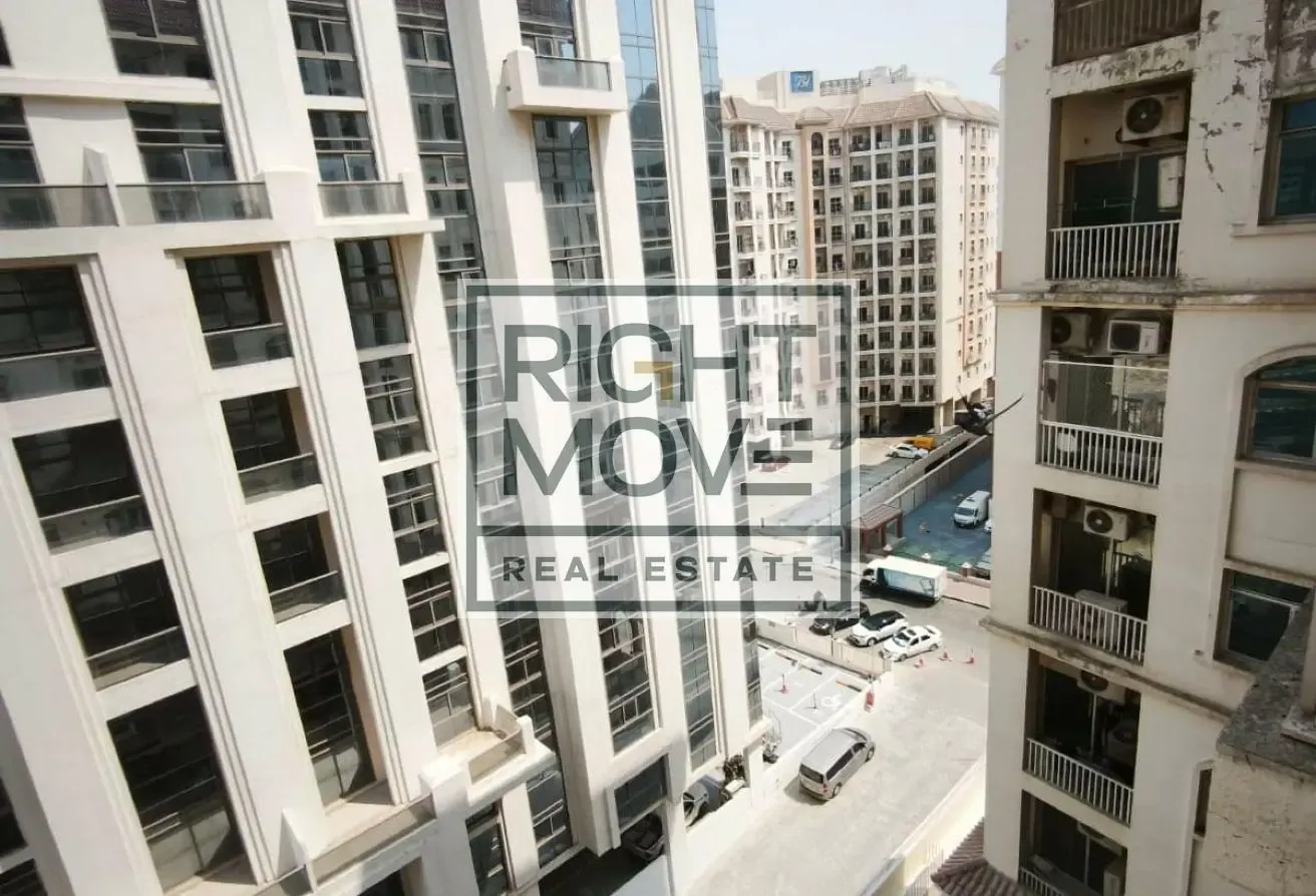 VACANT 1BEDROOM FOR SALE | CBD | PRIME LOCATION
