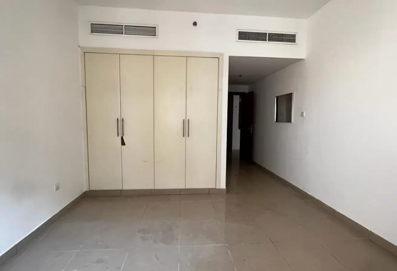 VACANT 1BHK FOR SALE AT CBD 28 ROYAL RESIDENCE !!