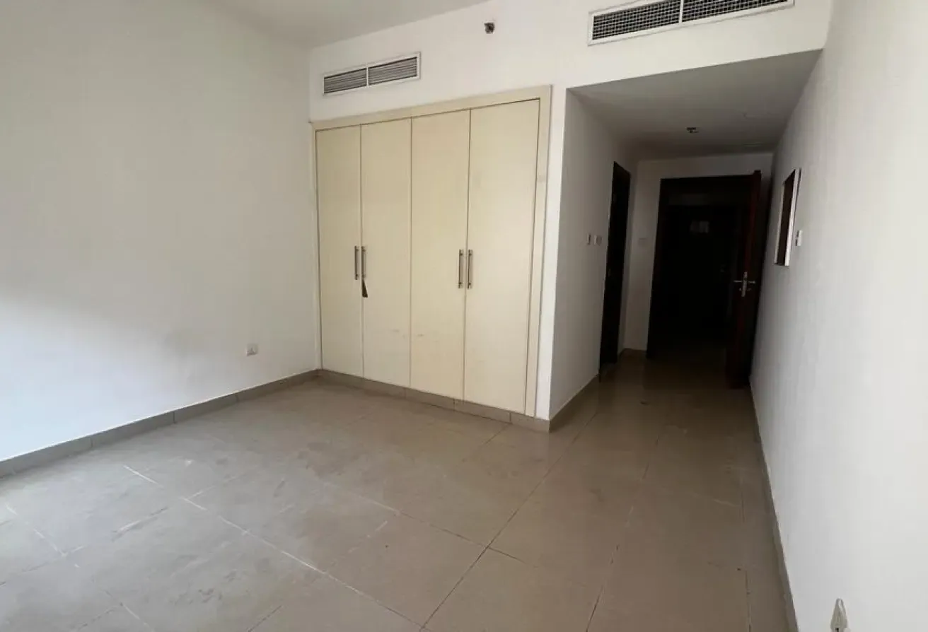 VACANT 1BHK FOR SALE AT CBD 28 ROYAL RESIDENCE !!