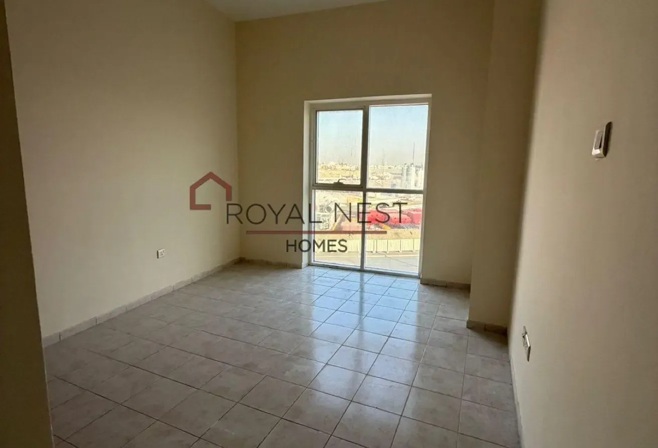Vacant Unit | Road View | Near Coming Metro