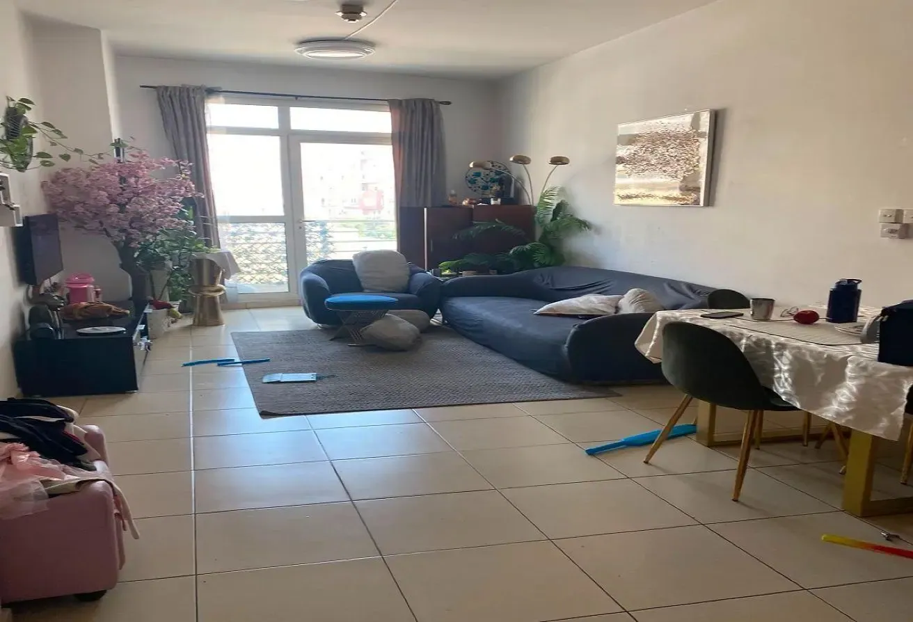One bedroom for sale/ good rental yield high floor