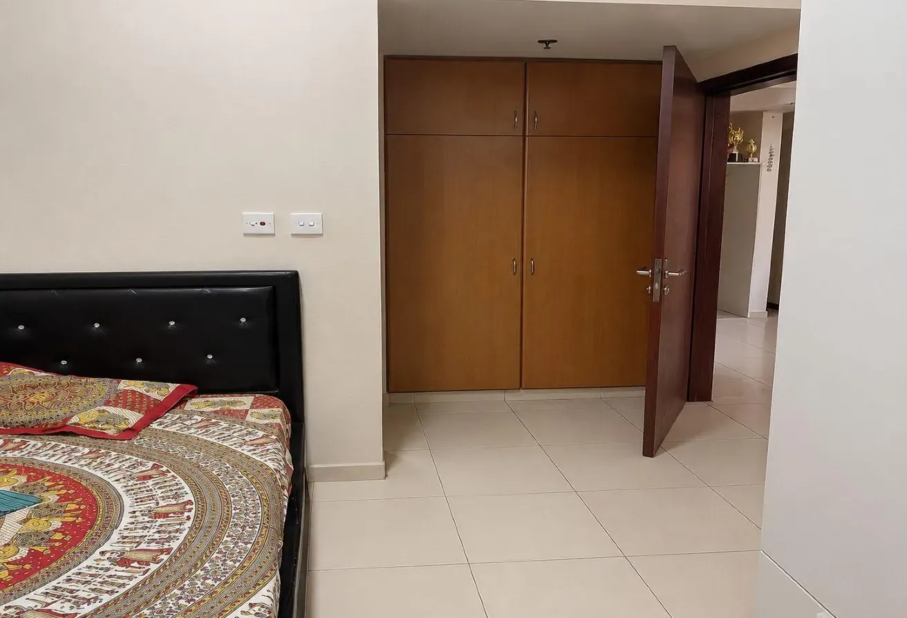 One bedroom for sale/ good rental yield high floor