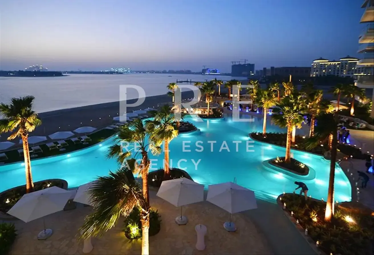 Coastal Haven | 2-Bed Apartment | Palm Jumeirah