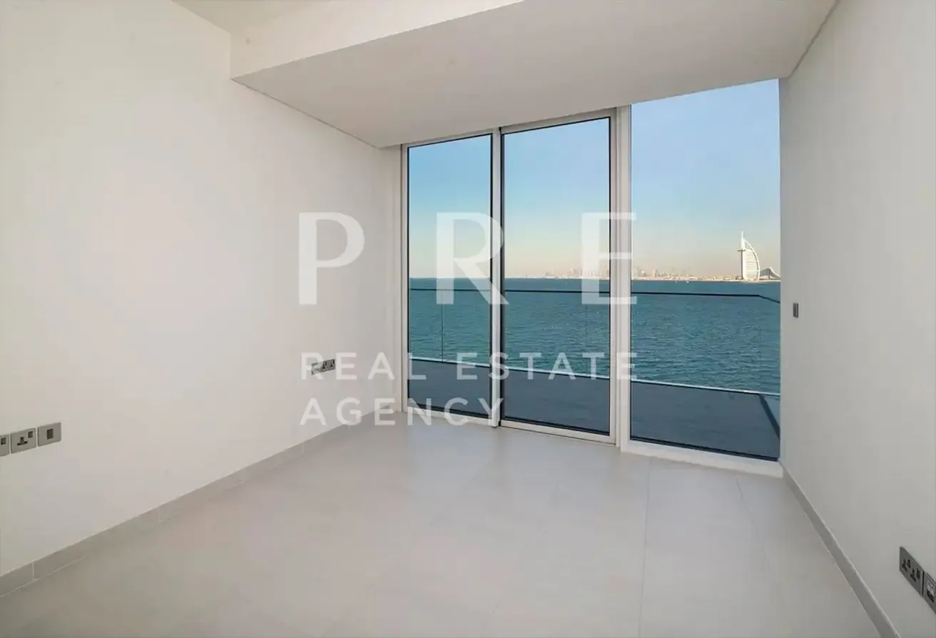 Coastal Haven | 2-Bed Apartment | Palm Jumeirah