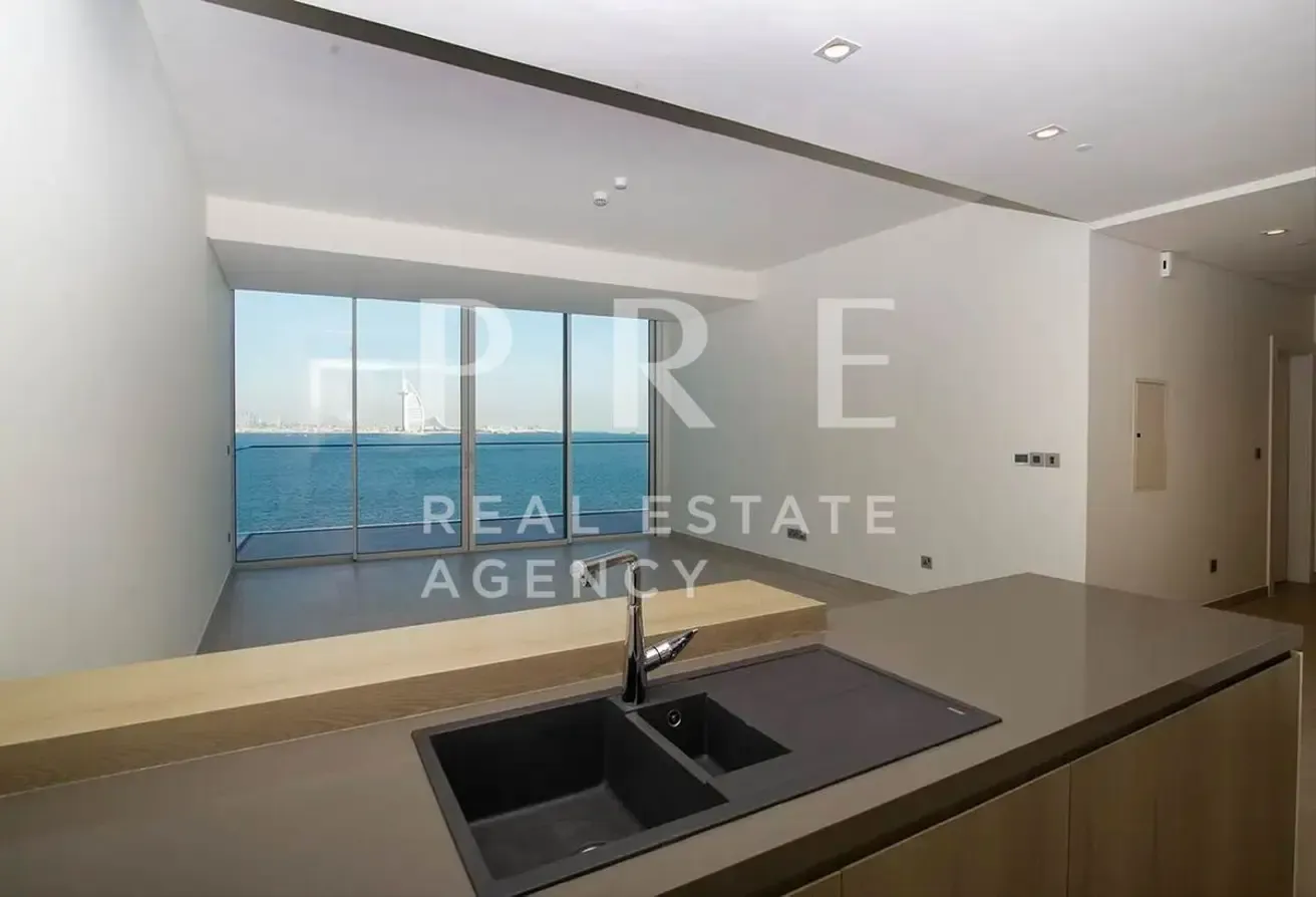 Coastal Haven | 2-Bed Apartment | Palm Jumeirah