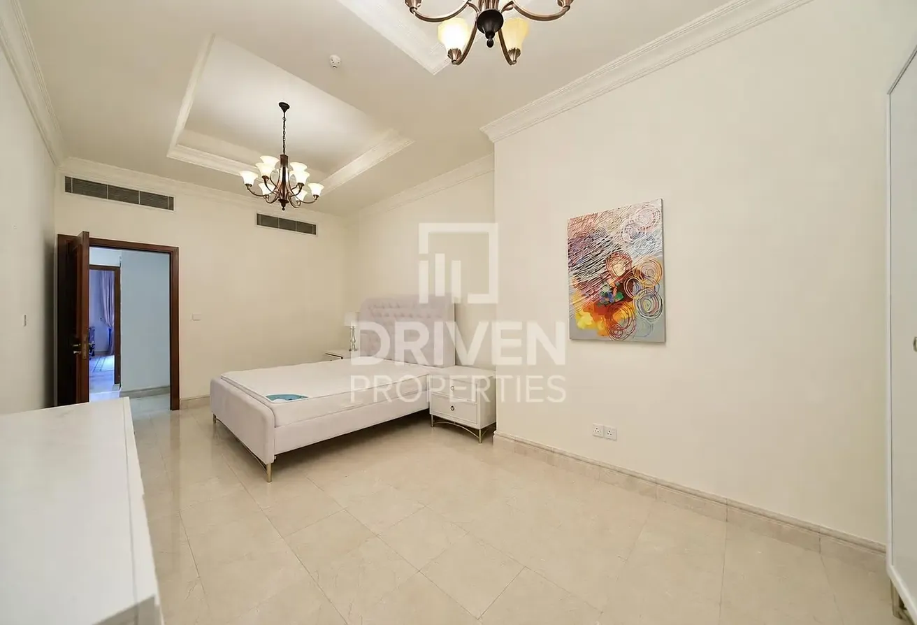 Luxury Duplex | Vacant | Motivated Seller