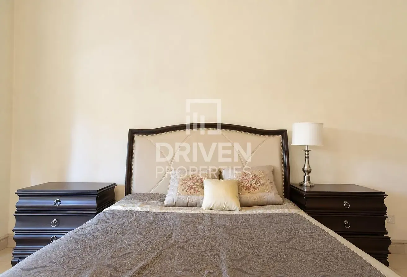 Luxury Duplex | Vacant | Motivated Seller