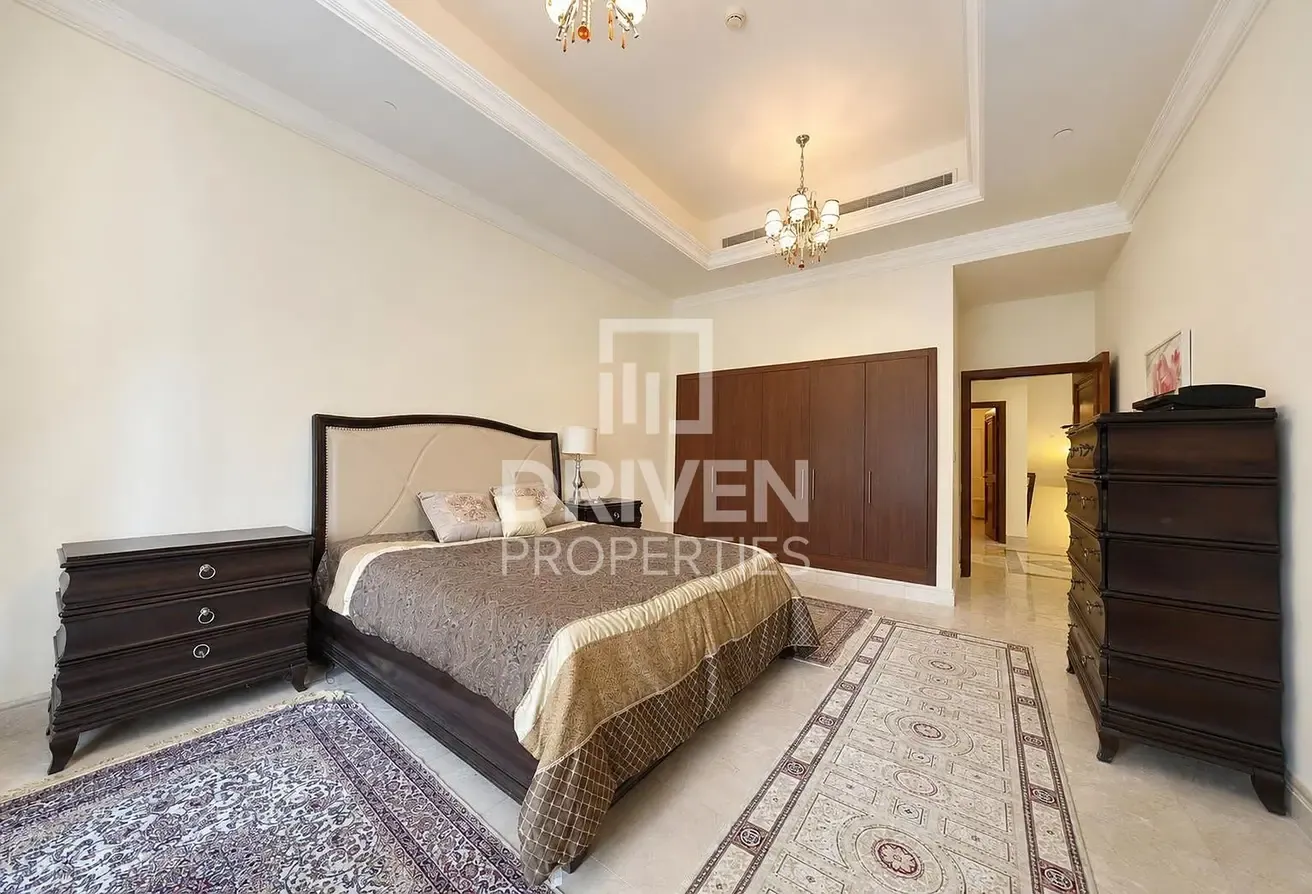 Luxury Duplex | Vacant | Motivated Seller